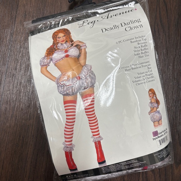 Deadly Darling Clown Costume - Picture 6 of 8